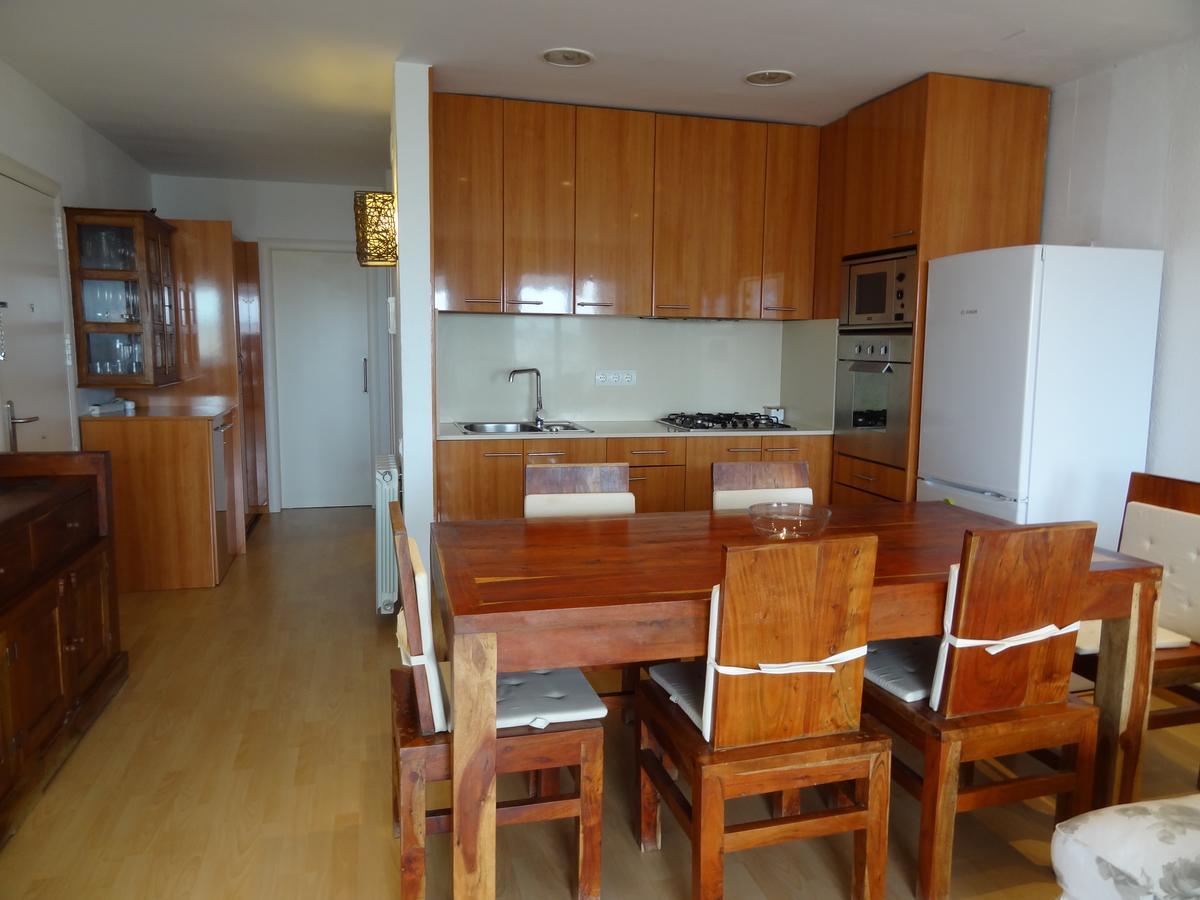 شقة Ground Floor Sea View سيدجيس المظهر الخارجي الصورة